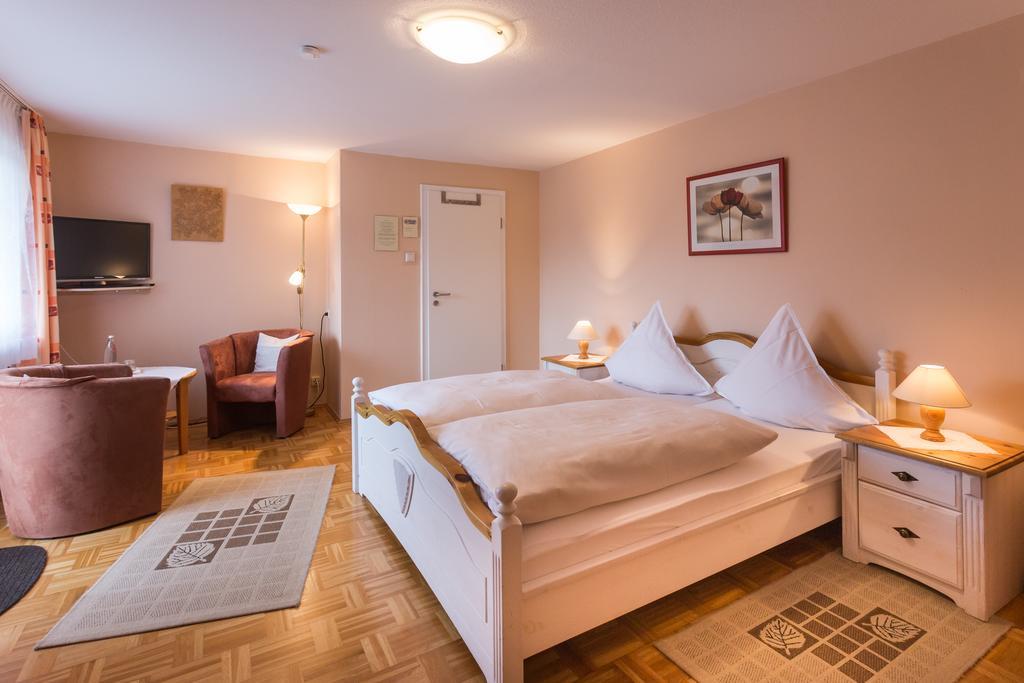 Hotel Haus Kesper-Brunen Willingen  Pokoj fotografie